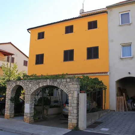 Apartment 7234b *